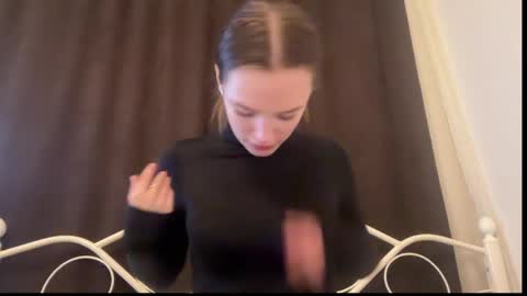 Snapshot of juicy_angels chatting on March 13, 8:59 pm alexa online show from March 13, 8:59 pm