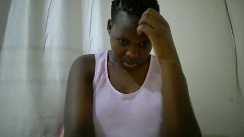 juicy_bella2 online show from October 16, 8:43 pm
