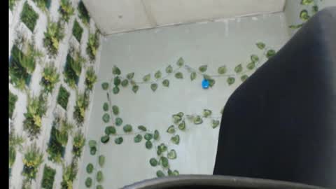 Snapshot of juicy_gold22 chatting on February 18, 9:53 pm Mariagold online show from February 18, 9:53 pm