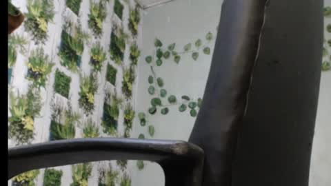 Snapshot of juicy_gold22 chatting on March 11, 8:41 am Mariagold online show from March 11, 8:41 am