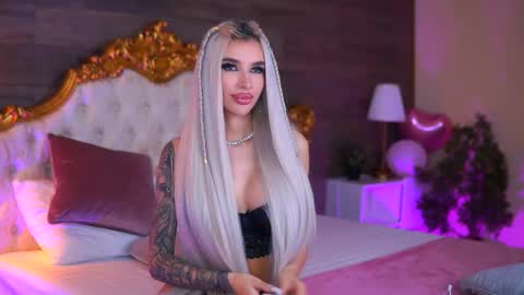 Jessye online show from February 11, 8:58 pm