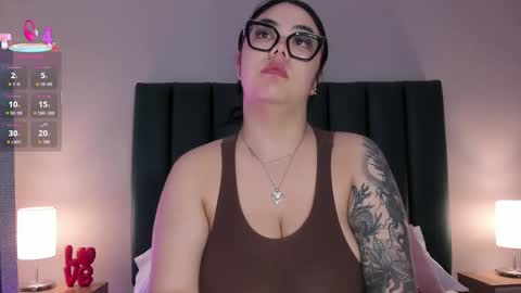 Juicy online show from February 11, 11:04 am