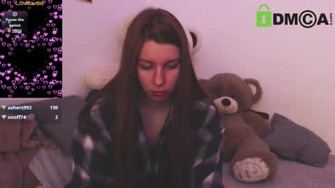 Snapshot of juicy_mystery chatting on February 17, 6:48 pm laura online show from February 17, 6:48 pm