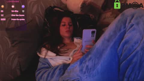 Snapshot of juicy_mystery chatting on September 29, 5:51 pm laura online show from September 29, 5:51 pm