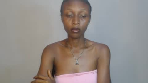 Snapshot of juicy_pinkpussy564197 chatting on May 2, 7:19 pm olivia online show from May 2, 7:19 pm