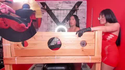 Snapshot of juicy_pregnant_bdsm chatting on June 27, 2:49 am VALENTINA online show from June 27, 2:49 am