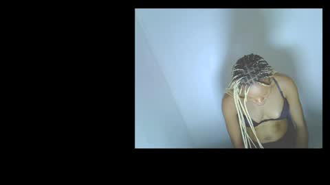 Snapshot of juicy_slut0 chatting on May 18, 3:07 pm Champaign online show from May 18, 3:07 pm
