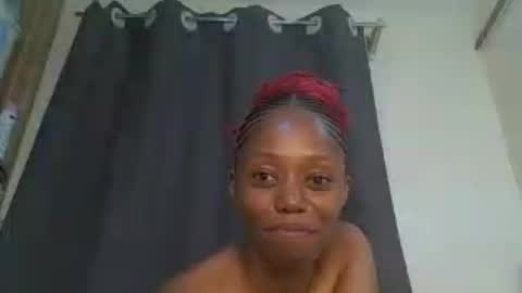 Snapshot of juicygirl_26 chatting on June 12, 3:33 pm juicygirl_26 online show from June 12, 3:33 pm