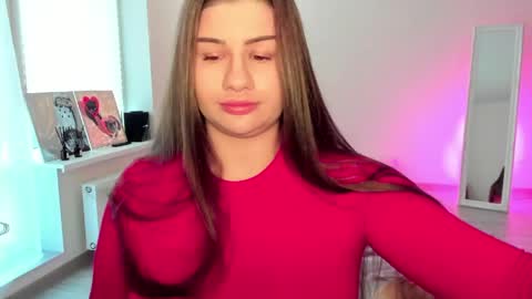 Snapshot of juicyhelenx chatting on May 30, 12:02 pm Elena online show from May 30, 12:02 pm