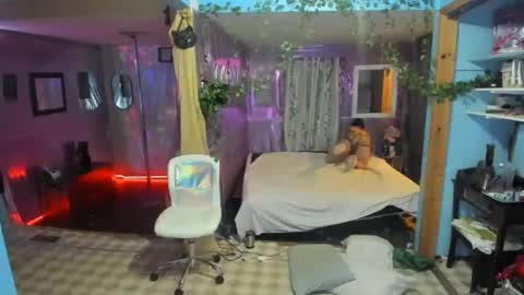 Snapshot of juicyjayxxx69 chatting on September 29, 1:33 am juicyjayxxx69 online show from September 29, 1:33 am