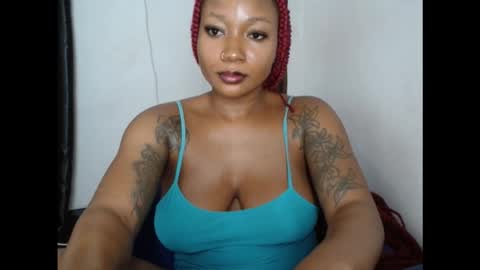 juicyxpink online show from September 29, 11:42 pm