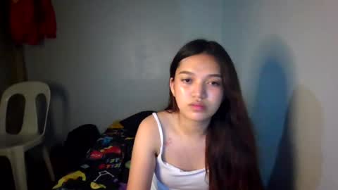 Snapshot of juicyy_ann chatting on July 4, 3:40 pm juicyy_ann online show from July 4, 3:40 pm