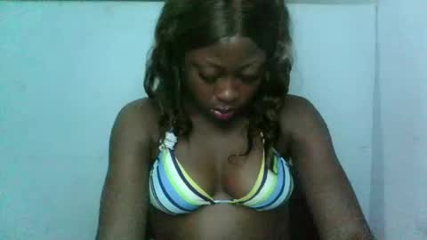 Snapshot of juicyyxboobs chatting on May 6, 12:19 am juicyyxboobs online show from May 6, 12:19 am