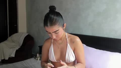 Andry but call me yulieth online show from November 6, 4:19 pm