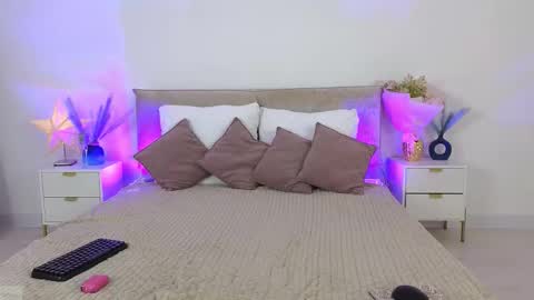 Jules Night online show from November 5, 9:26 pm