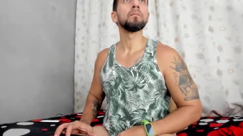 juleslake2 online show from September 24, 11:35 am