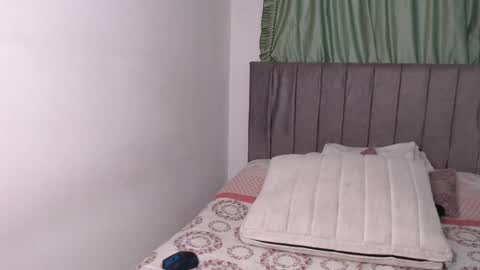 Snapshot of juli_love11 chatting on October 7, 10:40 pm JULIETA online show from October 7, 10:40 pm