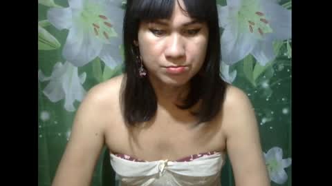 Snapshot of julia111987 chatting on April 21, 5:28 pm JULIA online show from April 21, 5:28 pm