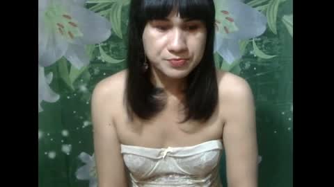 Snapshot of julia111987 chatting on June 4, 6:47 pm JULIA online show from June 4, 6:47 pm