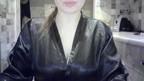 julia69009 online show from February 3, 9:53 pm