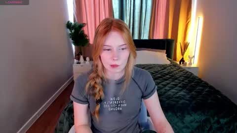 Snapshot of julia_anis chatting on February 3, 6:40 am Julia online show from February 3, 6:40 am