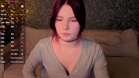 Julia online show from April 5, 1:03 am