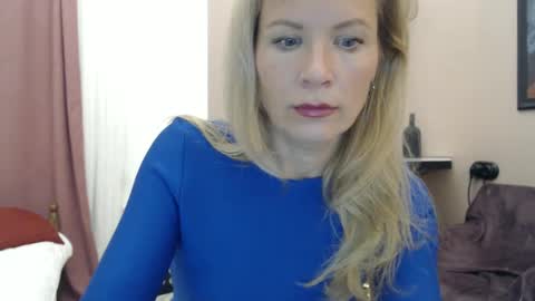 julia_giulia online show from January 31, 1:22 am