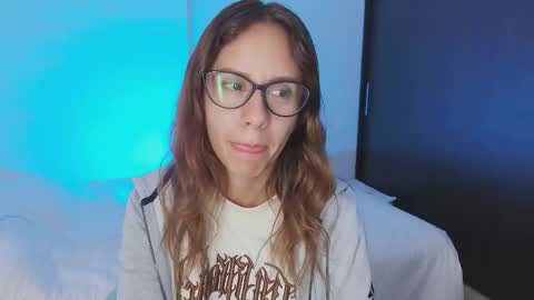 Snapshot of julia_roberts420 chatting on October 19, 6:41 pm Julia Schedule 10 pm to 4 am GTM-5 online show from October 19, 6:41 pm