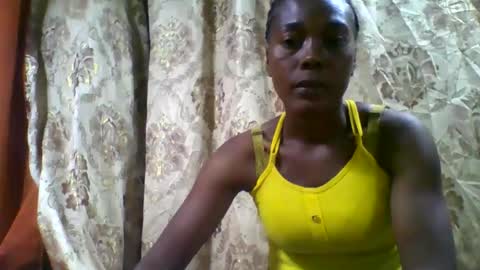 Snapshot of juliaaldy chatting on May 30, 4:31 am juliaaldy online show from May 30, 4:31 am