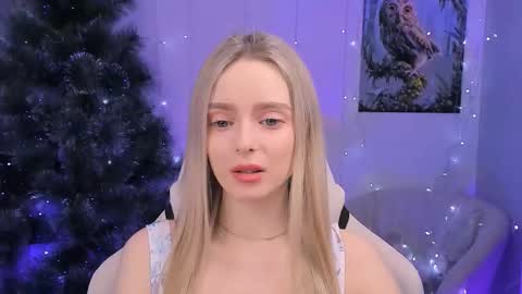 Snapshot of juliabrewwer chatting on December 17, 2:01 pm Julia online show from December 17, 2:01 pm