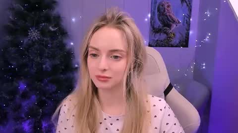 Snapshot of juliabrewwer chatting on January 14, 5:29 pm Julia online show from January 14, 5:29 pm