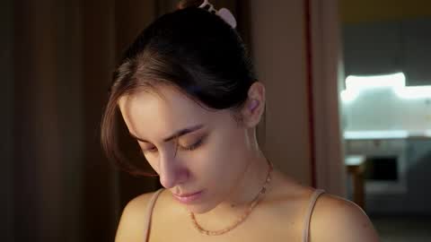 Molly online show from March 14, 3:17 pm