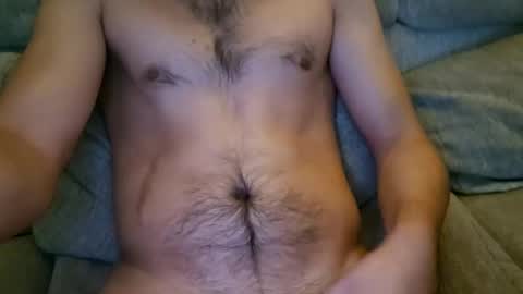Snapshot of julian38000 chatting on November 17, 2:28 am julian38000 online show from November 17, 2:28 am