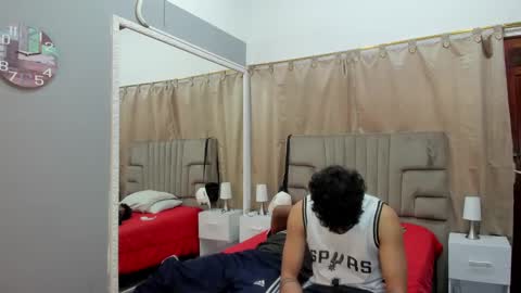 Snapshot of julian_billy chatting on February 1, 2:34 pm julian billy online show from February 1, 2:34 pm