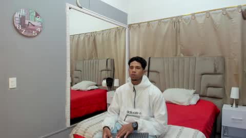 Snapshot of julian_billy chatting on February 3, 11:42 am julian billy online show from February 3, 11:42 am