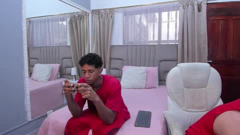 Snapshot of julian_billy chatting on February 11, 5:40 pm julian billy online show from February 11, 5:40 pm