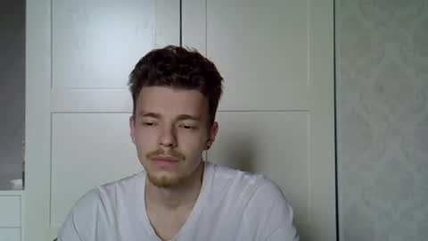 Snapshot of julian_velvet chatting on July 6, 4:20 pm julian_velvet online show from July 6, 4:20 pm