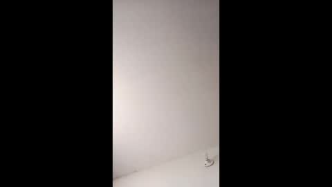 juliana2044103840 online show from March 6, 9:00 pm