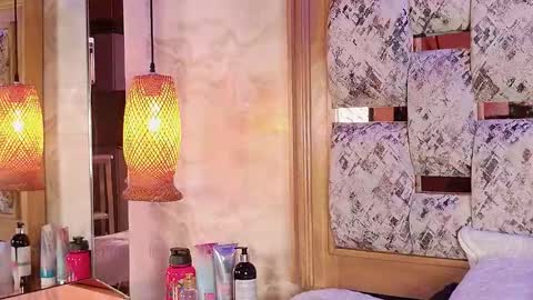 juliana_mendez25 online show from October 10, 8:30 pm