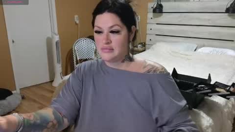 Texas Mamasita online show from April 16, 2:40 pm