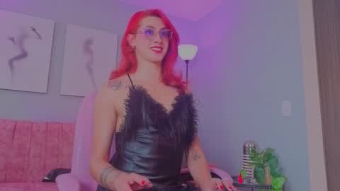 Juliana online show from March 3, 10:04 pm