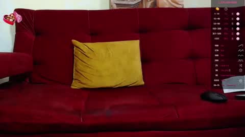 Call me  Juliano independent model online show from February 11, 8:58 am