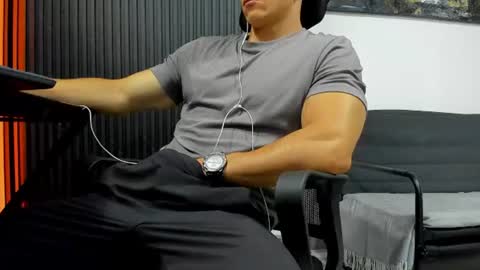 Snapshot of juliansexxx16 chatting on July 24, 2:15 pm Julian online show from July 24, 2:15 pm