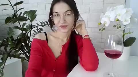 Snapshot of juliaorgasm chatting on February 4, 1:28 pm Julia online show from February 4, 1:28 pm