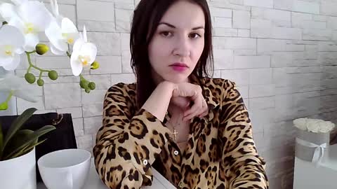 Julia online show from April 13, 1:38 pm