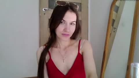 Julia online show from May 26, 2:46 pm
