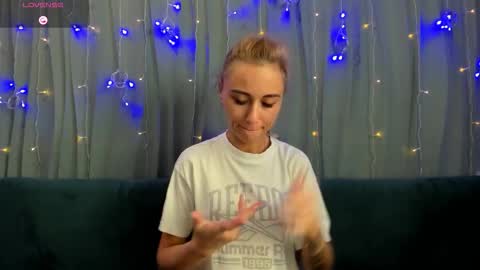 Yulya online show from February 28, 3:18 am