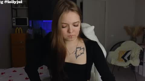 Snapshot of julidropp chatting on October 2, 7:21 pm julidropp online show from October 2, 7:21 pm