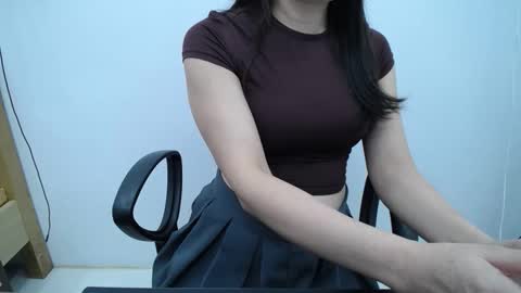 julie9x online show from September 9, 8:08 pm