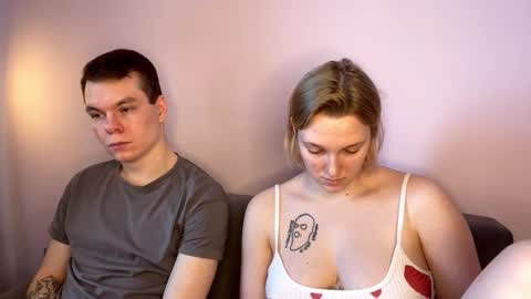 Julie and Thomas online show from February 7, 8:29 am